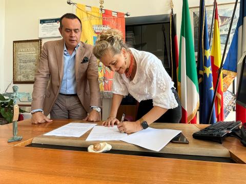 Remo Tagliacozzo, Amm. Multiservizi Caerite e Elena Gubetti, Sindaco di Cerveteri Remo Tagliacozzo, Amm. Multiservizi Caerite e Elena Gubetti, Sindaco di Cerveteri